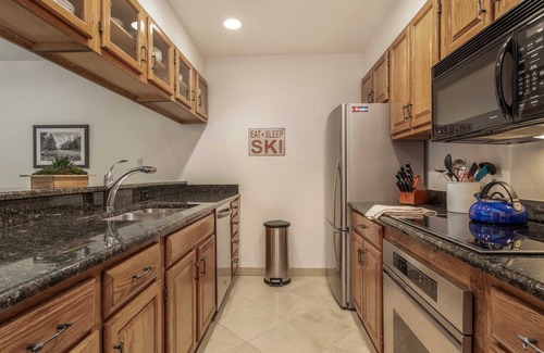 Beaver Creek Condo | Mountain Modern Beaver Creek Village Condo, Ski-In and Out, w/Hot Tub and Views