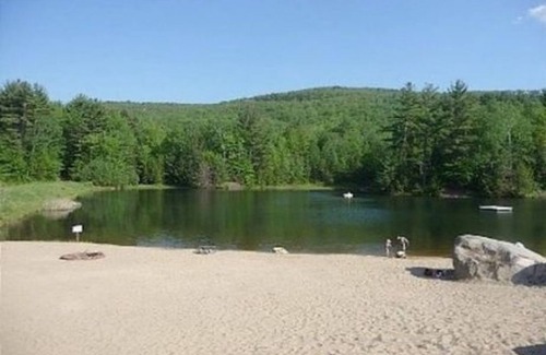 Campton Condo | Mountain Oasis: 3-Bedroom plus Loft with Resort-Style Amenities. Pet Friendly!