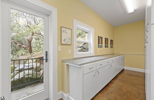 Twain Harte House | Mountain Retreat Near Pinecrest Lake- Spectacular views