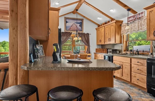 Kelayres Cabin | Mountain Retreat on 10 Acres, Hot Tub & Pond