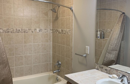 Eagle River House | Mountain retreat with hot tub, private deck, kitchen & stunning views.