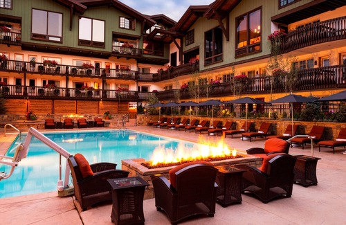 Vail Apartment | Mountain Room near the Gondola + On Site Pool