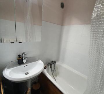 Demi-Quartier Apartment | Mountain RoomChaleureux - Accueillant & Convivial