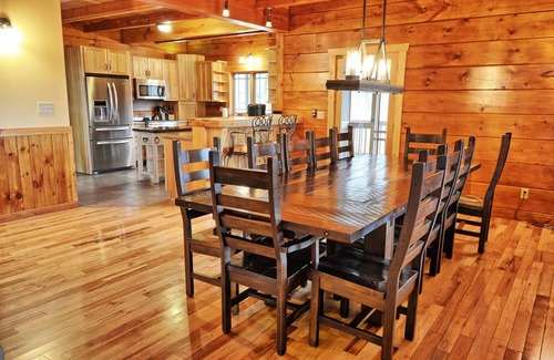 Sugar Grove Cabin | Mountain Splendor-Open for Bookings! Views, Hot Tub, Pool Table, Fire Pit