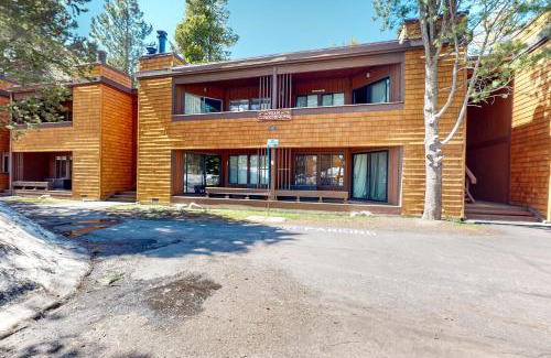 Olympic Valley House | Mountain Time Escape