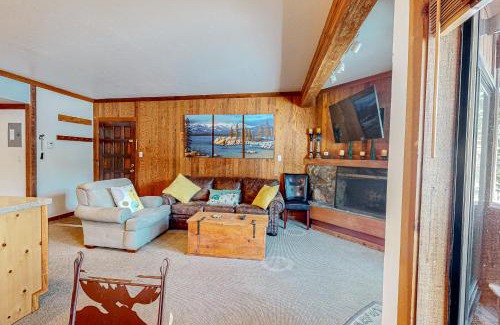 Olympic Valley House | Mountain Time Escape