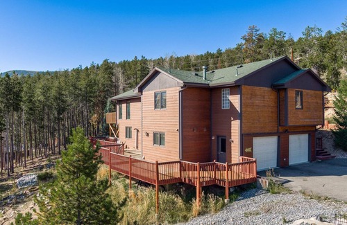Evergreen Cabin | Mountain View Apartment Near Downtown & Trails