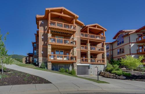 Park City Apartment | Mountain-View Condo about 9 Mi to Park City Skiing