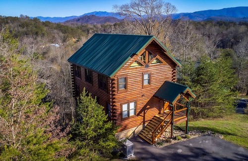 Sevierville Cabin | Mountain-View Family Retreat. Game Rooms, Hot Tub & Pet Friendly.
