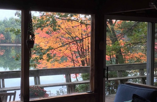 Denmark Ski Chalet | Mountain-View Waterfront Escape – Enjoy all that is Great about Fall in Maine!
