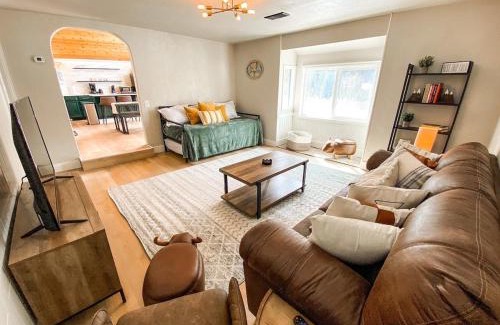 Breckenridge House | Mountain Views near hiking trails and ski slopes