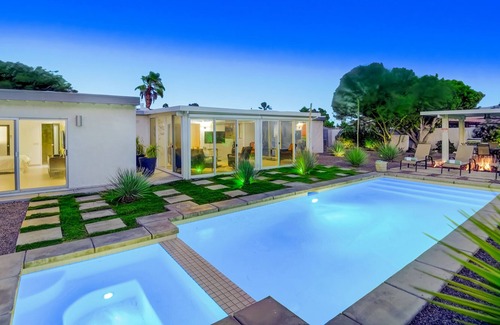 Racquet Club South House | Mountain Views & Private Backyard Pool with Spa | Updated Gem Near Downtown
