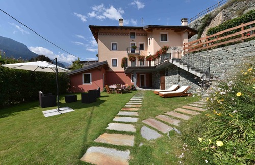 Chambave Villa | Mountain villa for families/groups (4-16 guests)