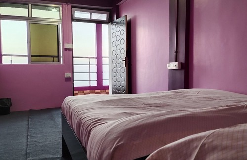 Darjeeling Bed & Breakfast | Mountaineers Stay