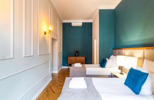 Old Town Apartment | MR 3 Apartments