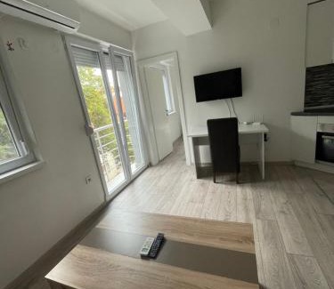 Kisela Voda Apartment | MRN Apartment