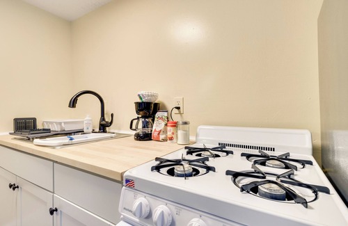 Mount Dora Apartment | Mt Dora Couple's Retreat w/Shared Pool!
