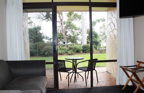 Mount Tamborine Hotel | Mt Tamborine Motel
