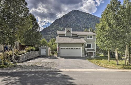 Frisco House | Mtn-View Home with Deck Walk to Dtwn Frisco!