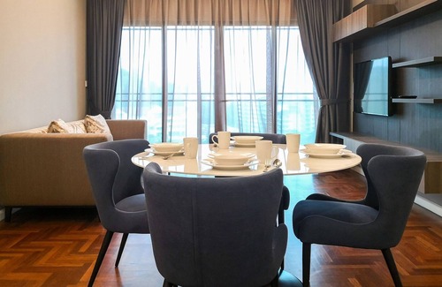 Genting Highlands Apartment | MU Vista – 360 Skypool Superior Suite