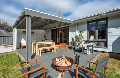 Central Mudgee Cottage | Mudgee Burrow Nordic Cottage Chic in Town