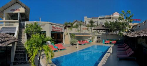 Central Mui Ne Beach Hostel | Mui Ne Hills Backpackers
