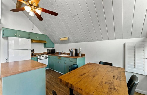 North Fork Cabin | Muir Cabin at Noma Resorts