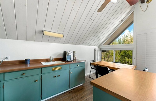 North Fork Cabin | Muir Cabin at Noma Resorts