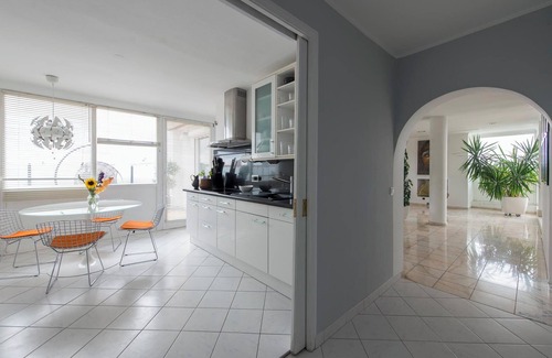 Untersendling Apartment | Munich Penthouse/3 BR/180 sqm/Stunning Views
