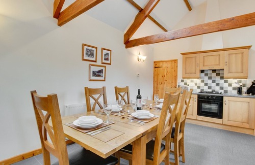 Llandysul House | Murmur y Ceri - Three Bedroom House, Sleeps 6
