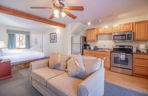 Estes Park Cabin | Murphy's River Lodge