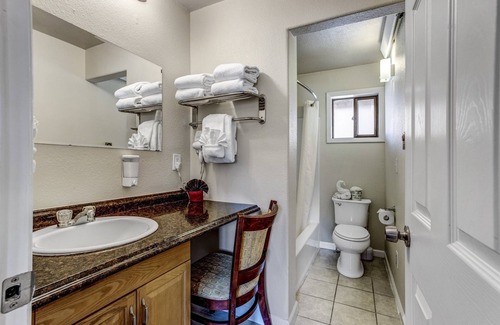Estes Park Cabin | Murphy's River Lodge