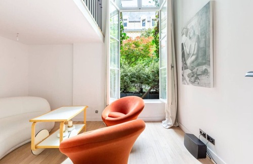 Saint-Thomas-d'Aquin Apartment | Musée d'Orsay - Atypical - Family