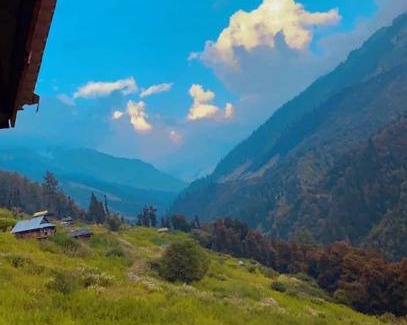 Kullu House | Muzik Cafe and Homestay
