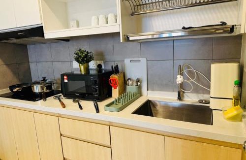 Taman Pertama Apartment | MVA19#Family Suite 8 pax 3 Rooms Sunway Velocity Mall, MRT Maluri Cheras