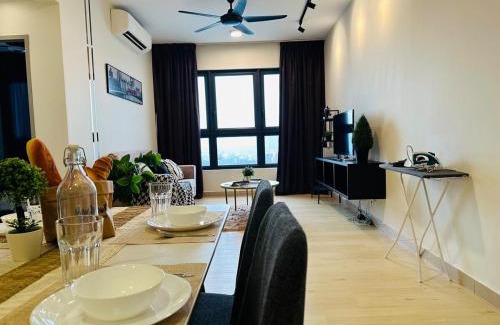 Taman Pertama Apartment | MVA19#Family Suite 8 pax 3 Rooms Sunway Velocity Mall, MRT Maluri Cheras