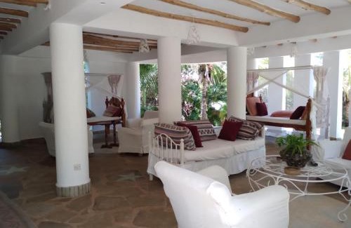 Malindi Marine National Park House | Mwezi Nyota