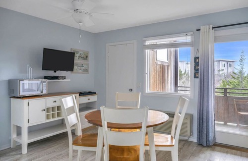 Napeague Apartment | My Amity 1BR Beachside Home | Tennis+Pool+WiFi+PKG