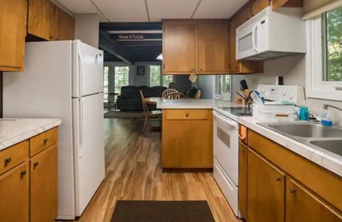 Charter Hills RV Rental | My little Cabin in the Woods at Beech Mountain!