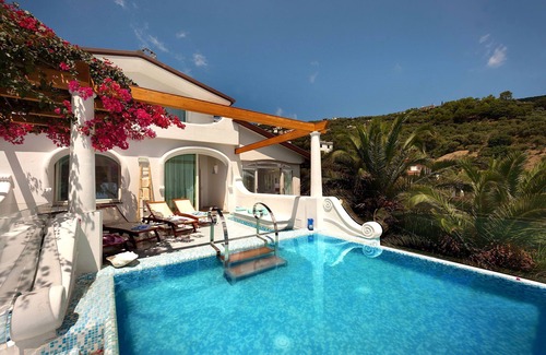 Nerano Villa | My Rental Homes - Villa delle Sirene with panoramic pool, terraces and jacuzzi