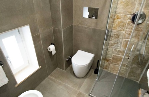 Vieste House | my Vesta Suites