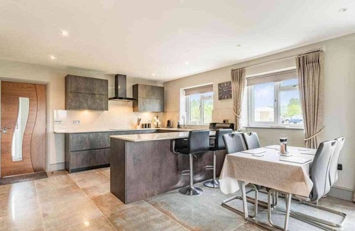Blackburn Cottage | Mya Cottage
