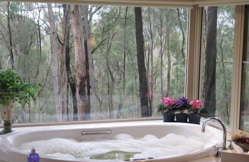 Healesville Cottage | Myers Creek Cascades Luxury Cottages