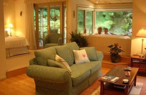 Healesville Cottage | Myers Creek Cascades Luxury Cottages