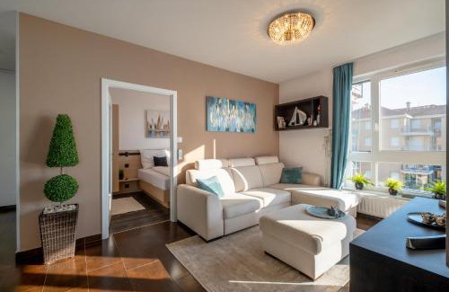 Siofok Aranypart Apartment | MyFlat Full Panorama Apartment