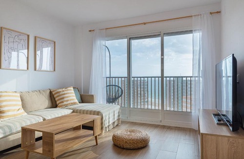Els Arenals del Sol Apartment | Myflats Premium Beach Front
