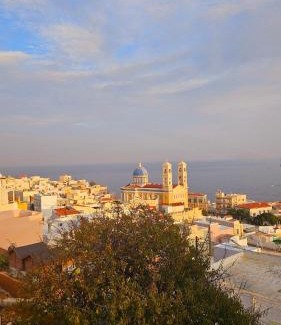 Ermoupoli Apartment | MyGavri