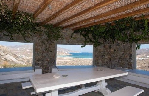 Ftelia House | Mykonian Private 2 Bd Villa with Pool