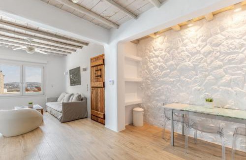 Kanalia Apartment | Mykonos Actor’s Villa. 3 bedrooms, private pool.