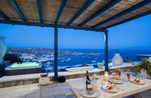 Psarou Villa | Mykonos Psarou Place